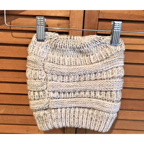 Women's C.C. Ponytail Messy Bun Beanie Ponytail Winter Knit Stretch hat GRAY - Picture 4 of 6